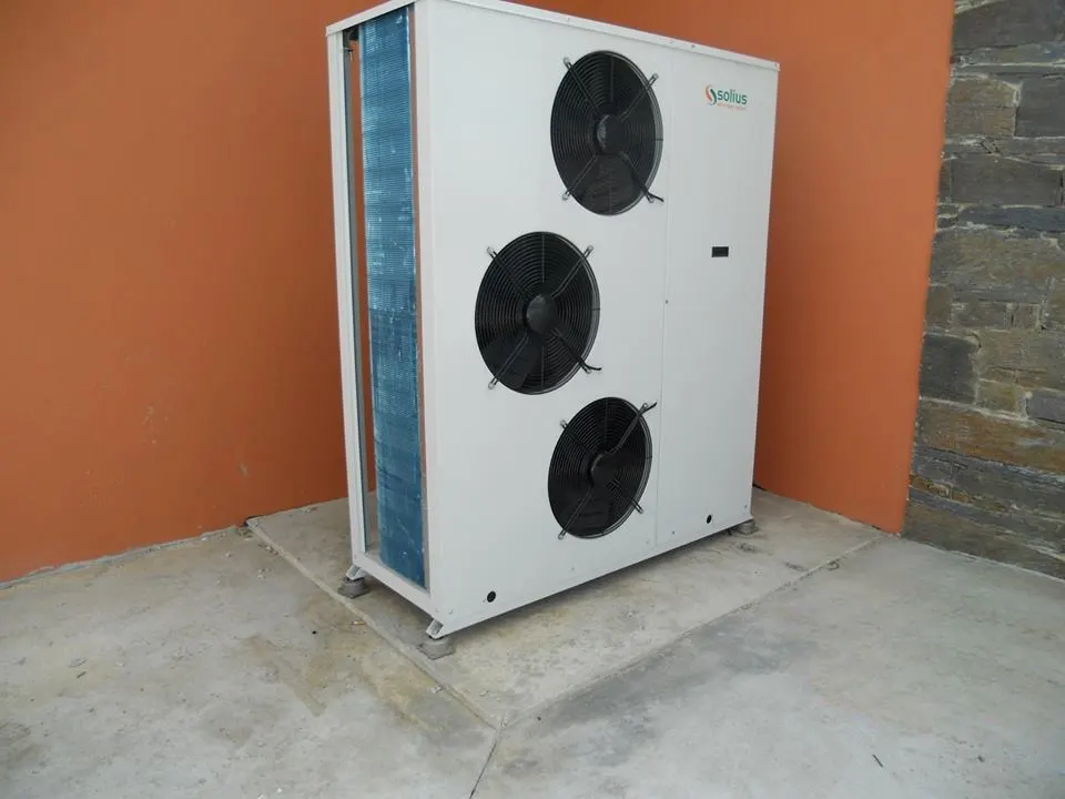 Unidade exterior de bomba de calor (aerotermia)